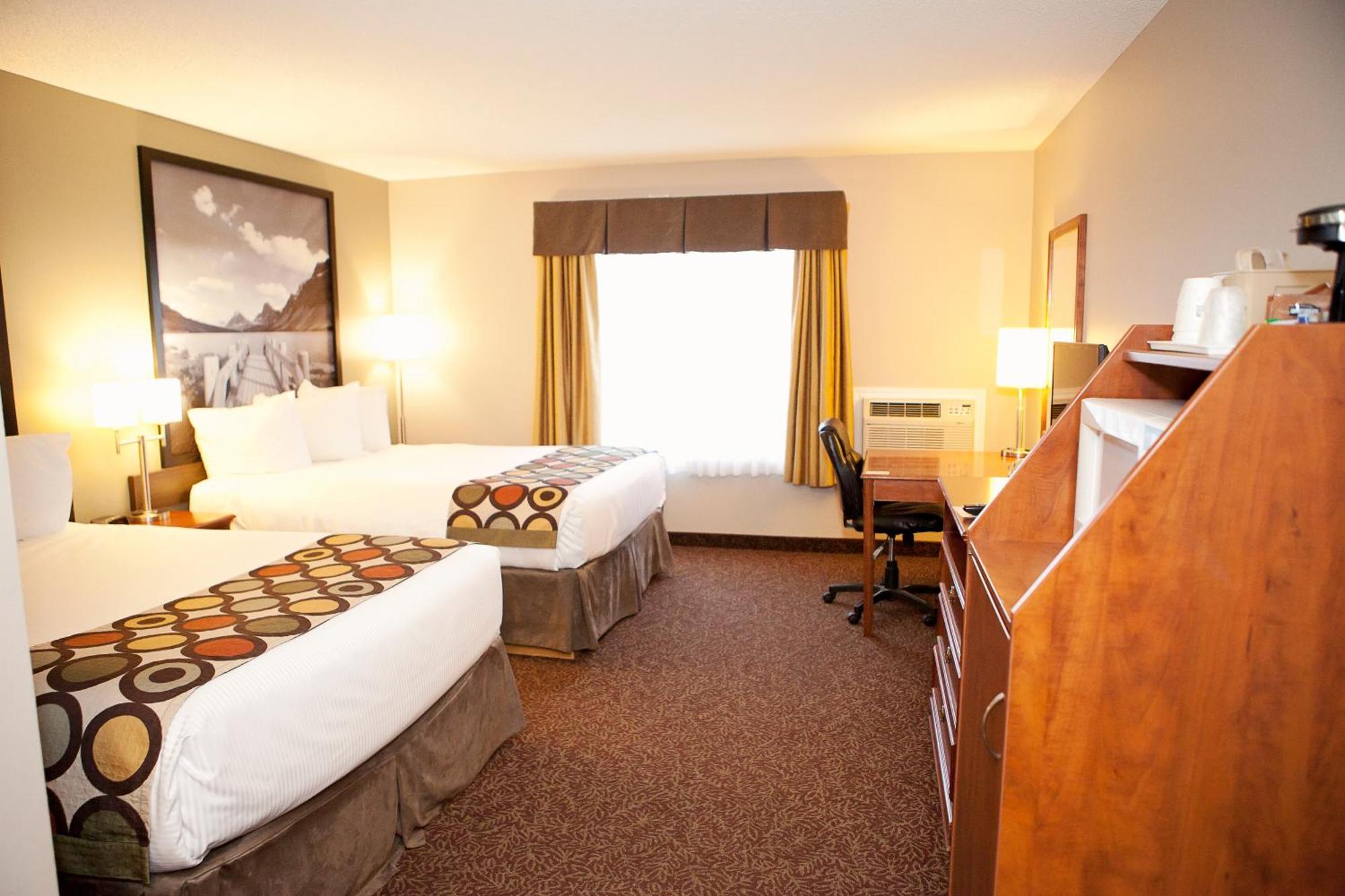 Super 8 By Wyndham Cochrane Hotel Ngoại thất bức ảnh